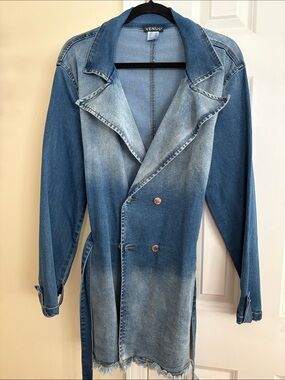 VENUS Two-Tone Ombre Denim Coat